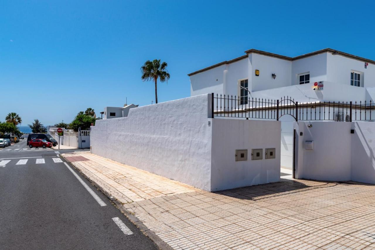Villa Mannat By Villa Plus Puerto del Carmen  Exteriör bild
